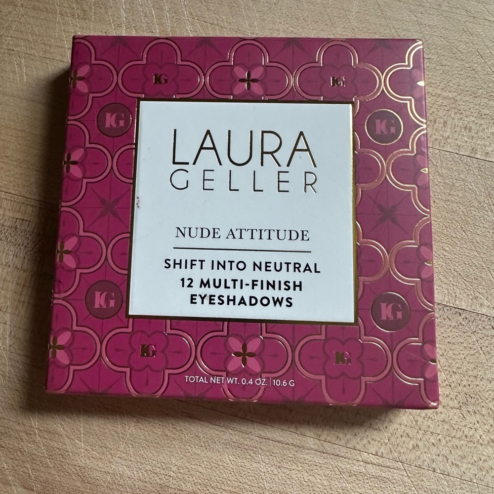 LAURA GELLER Compact Nude Attitude Shift Into Neutral 12 Multi-Finish EYESHADOWS